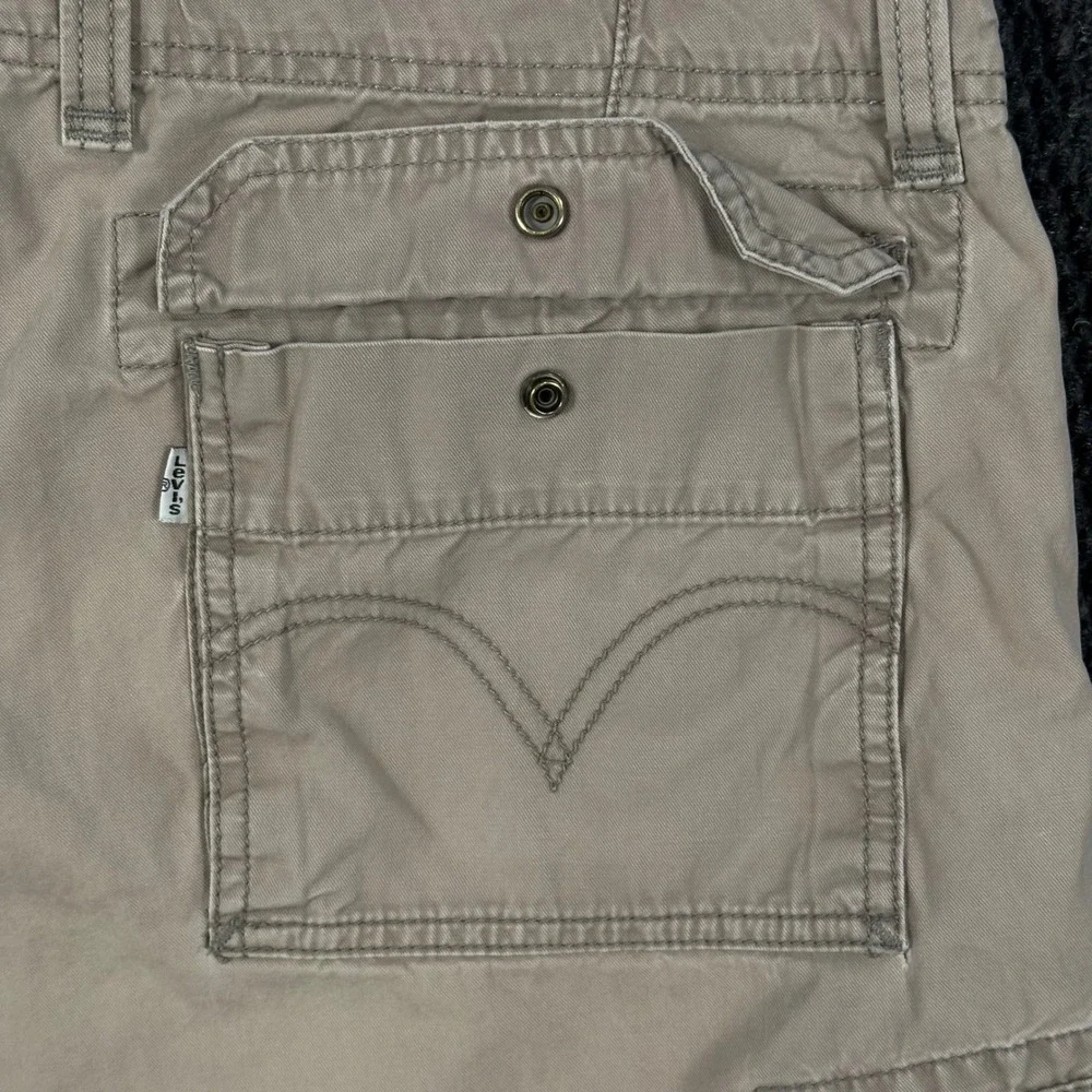 Levis Y2K Cargo Shorts Men 36 Tan Khaki 10